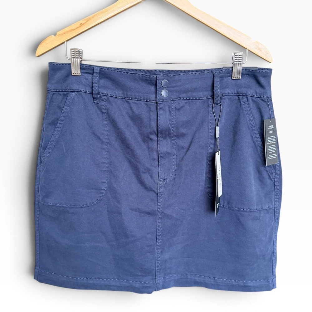 Liverpool 12 31 Utility Skort Deep Midnight Navy Blue Built-in Shorts 17" NWT